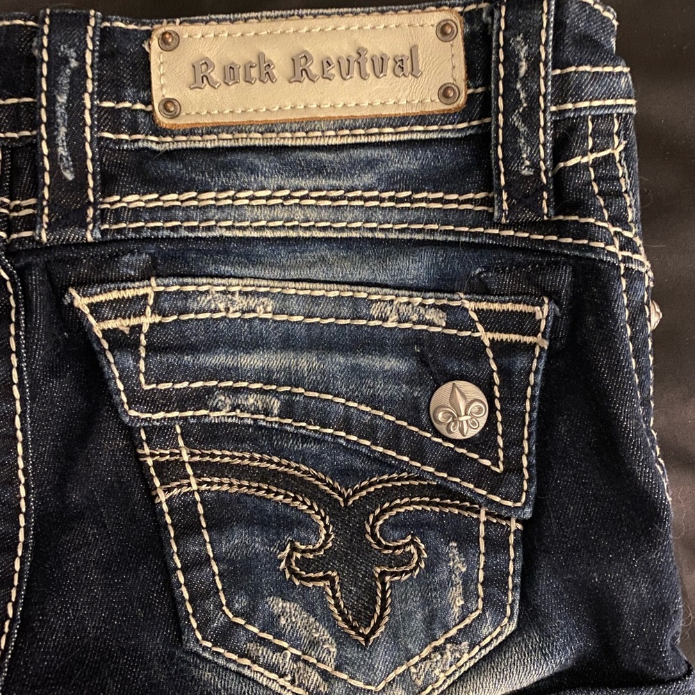 Rock Revival Shorts Size 25 - Johanna